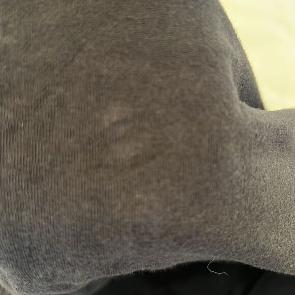 Hanes Moody Blues live in Vegas size large  short sleeve concert tshirt EUC - Picture 10 of 10